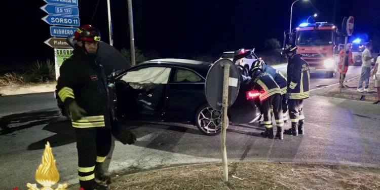 Platamona: incidente stradale in via della Torre