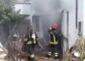 Budoni: a fuoco un locale adibito alla lavorazione del ferro
