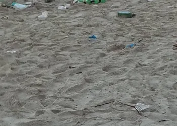Christian Mulas: «Spiagge di Alghero lasciate nel degrado dopo Ferragosto»