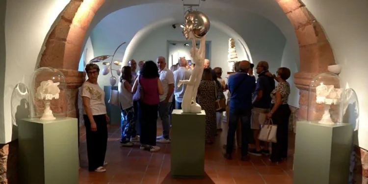 Cagliari: nell’ex scuola di via Fermi il primo Centro polifunzionale intergenerazionale della città