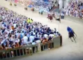 Al Palio di Siena è ancora Sardegna: trionfa la contrada del Nicchio con il solito Tittia di Nurri