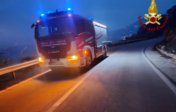 Incendio ad Arzana ed Elini: proseguono le operazioni di spegnimento