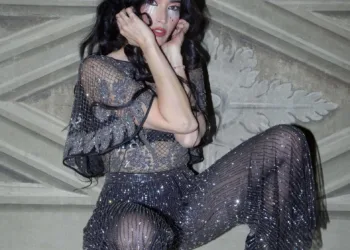 Lunedì 10 agosto Nina Zilli in concerto a Porto Cervo per il Consorzio Costa Smeralda