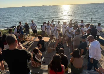 Regata de Is Fassonis 2026: a Santa Giusta tradizione, giovani e comunità protagonisti della prima giornata