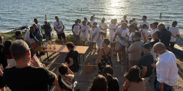 Regata de Is Fassonis 2026: a Santa Giusta tradizione, giovani e comunità protagonisti della prima giornata