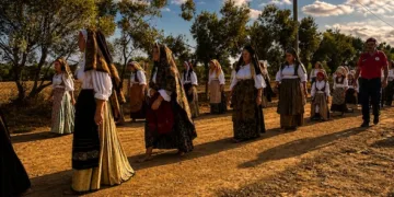 Cabras, venerdì 28 agosto il cammino delle Scalze apre la Festa di San Salvatore