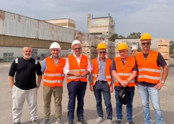 Sanac, l’assessore Emanuele Cani in visita nello stabilimento di Macchiareddu