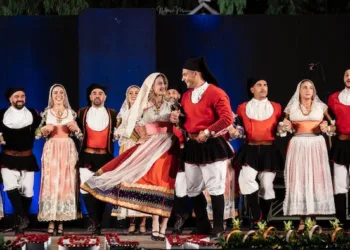 Il Gruppo folk Ittiri Cannedu in Cina per il France Gannat International Arts Carnival 