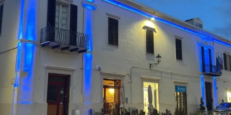 Martedì 8 settembre, in occasione della Giornata Mondiale della Fibrosi Cistica, il Palazzo del Marchese di San Saturnino, a Porto Torres, si illuminerà di blu