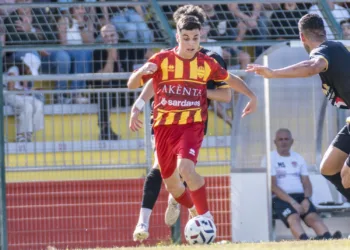 L’Alghero crea, va avanti 3 a 1, ma a metà ripresa il Tempio la riprende con due goal realizzati in 9 minuti