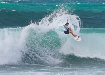 Il campionato italiano di surf torna in Sardegna per dare spettacolo