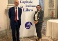 Capitale italiana del libro 2027: Iglesias e Nuoro in finale. L’assessora Ilaria Portas oggi a Roma per le audizioni: «Risultato straordinario per la Sardegna, la Regione sostiene i comuni con risorse e programmazione»