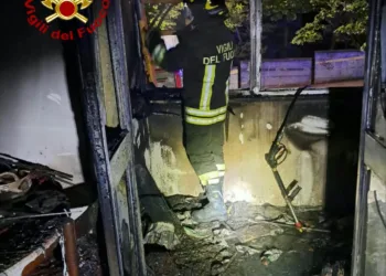 Nuoro: incendio all’interno di un appartamento