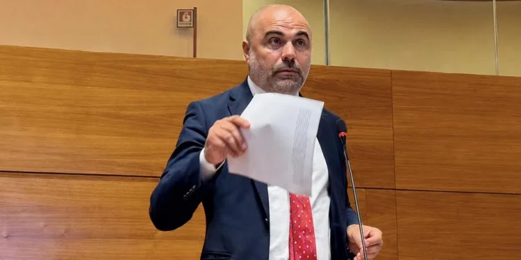 Emergenza plastica, il consigliere regionale Aldo Salaris (Riformatori sardi) chiede l’apertura di nuovi impianti
