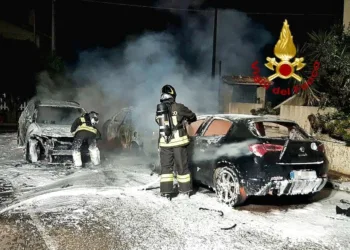 Terralba: a fuoco tre auto