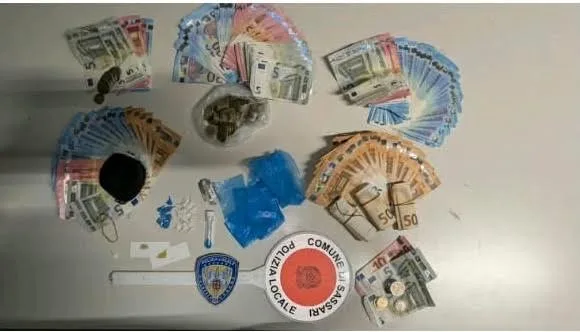 Sassari: trovato in possesso di droga, arrestato un 40enne