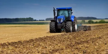 Caro carburante, dalla Regione aiuti alle aziende agricole. L’assessore Francesco Agus: «Siamo la regione che ha fatto da apripista in Italia e che ha stanziato le maggiori risorse»