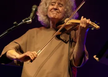 Forma e Poesia nel Jazz: tutto esaurito a Cagliari per Angelo Branduardi