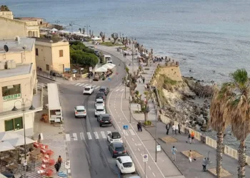 Tratta aerea Alghero-Milano: per il M5S «è un problema che viene da lontano»