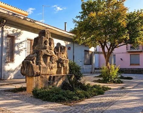 Nuoro si racconta a Orani: al Museo Nivola l’ultima tappa di “7 Impronte di Comunità”