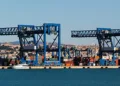 Incidente mortale al porto canale di Cagliari, l’assessore Emanuele Cani: «Cordoglio e amarezza. La sicurezza sul lavoro deve essere una priorità concreta e quotidiana»