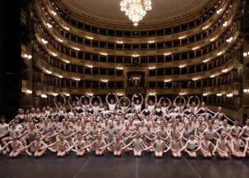 Il Teatro Massimo di Cagliari ospiterà, martedì 13 ottobre, gli allievi della Scuola di Ballo dell’Accademia Teatro alla Scala, diretta da Frédéric Olivieri
