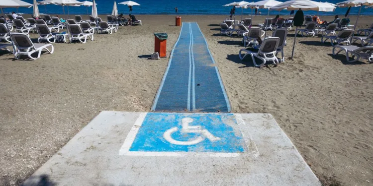 Turismo: “L’isola che accoglie”, i risultati dell’estate 2026, assistenza, ausili e nuovi allestimenti